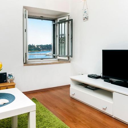 Sea View Apartment Rovinj Dış mekan fotoğraf