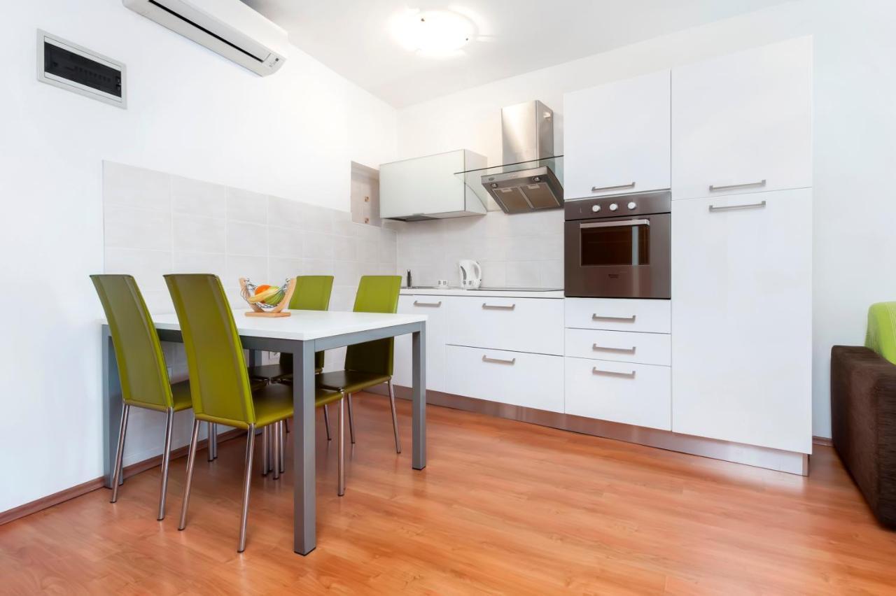 Sea View Apartment Rovinj Dış mekan fotoğraf