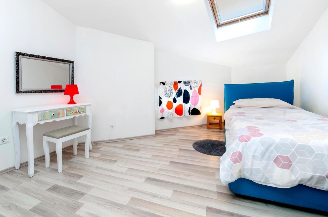 Sea View Apartment Rovinj Dış mekan fotoğraf