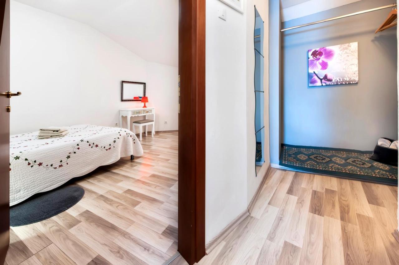 Sea View Apartment Rovinj Dış mekan fotoğraf